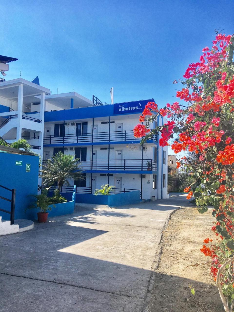 مانتا Hostal Albatros المظهر الخارجي الصورة