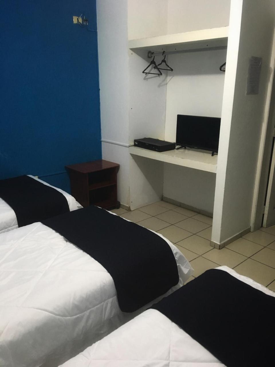 مانتا Hostal Albatros المظهر الخارجي الصورة