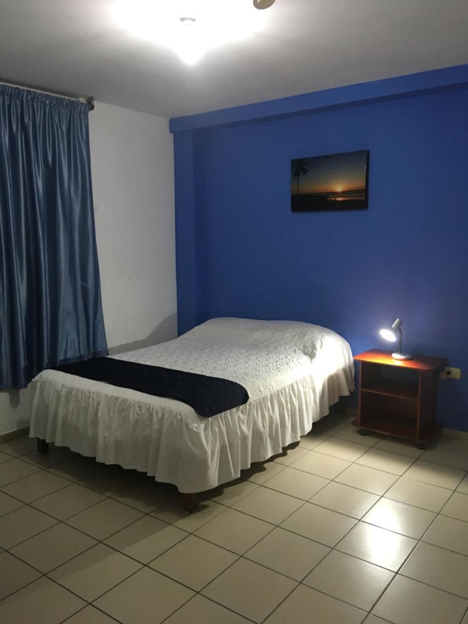 مانتا Hostal Albatros المظهر الخارجي الصورة