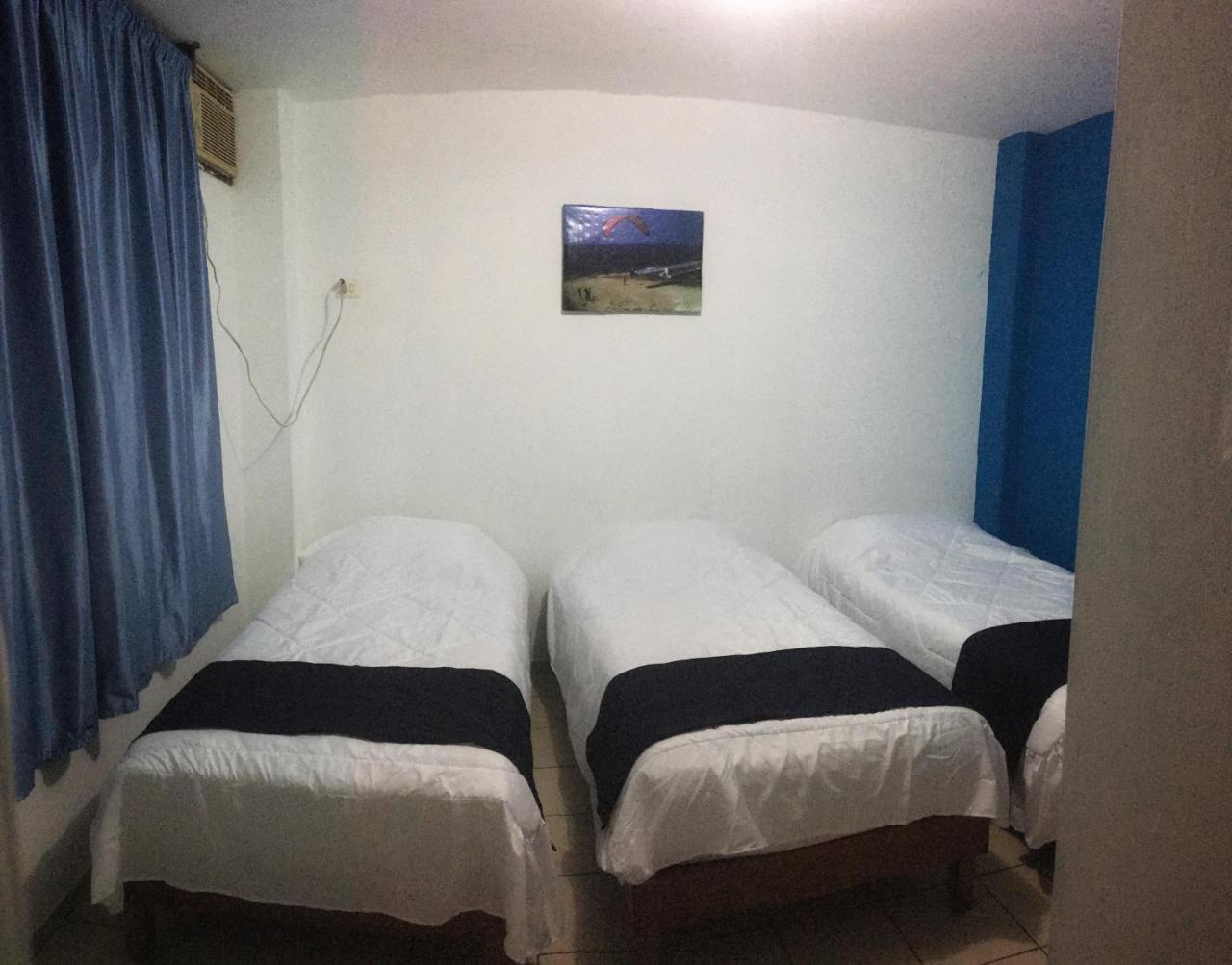 مانتا Hostal Albatros المظهر الخارجي الصورة